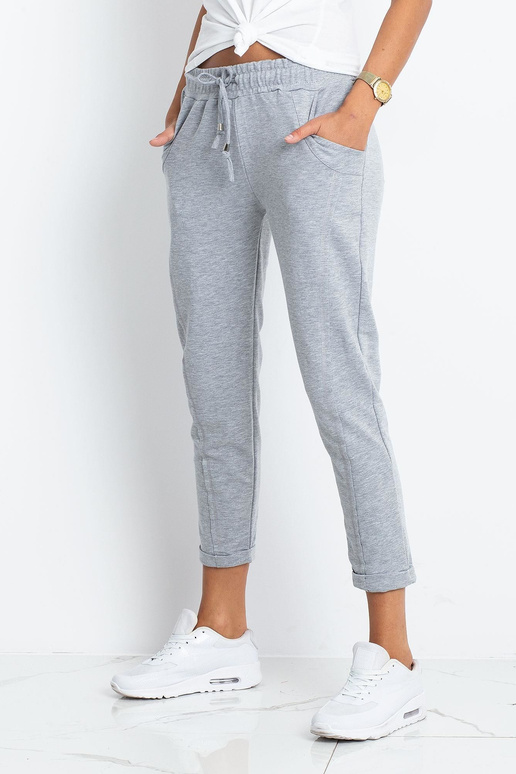 Pilkos melanžinės spalvos kelnės