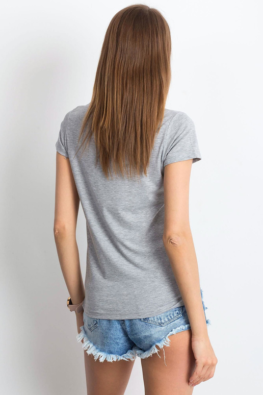 Pilki melanžiniai marškinėliai kvadratas