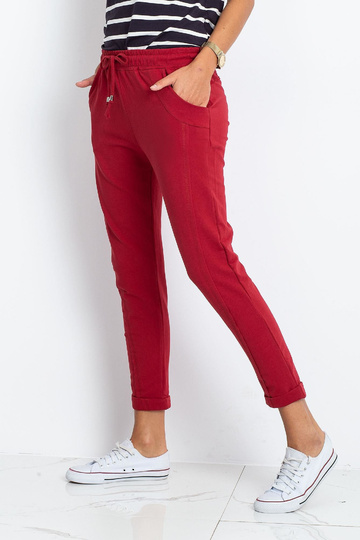 Bordo spalvos kelnės Prieinama