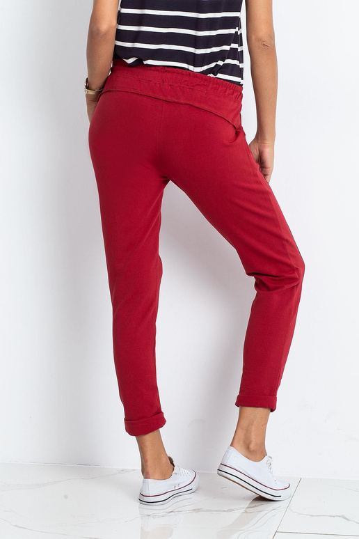 Bordo spalvos kelnės Prieinama
