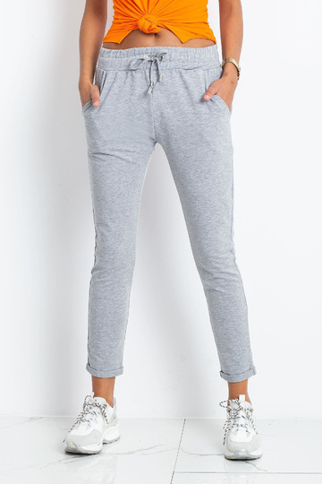 Pilkos spalvos „Cadence“... 2