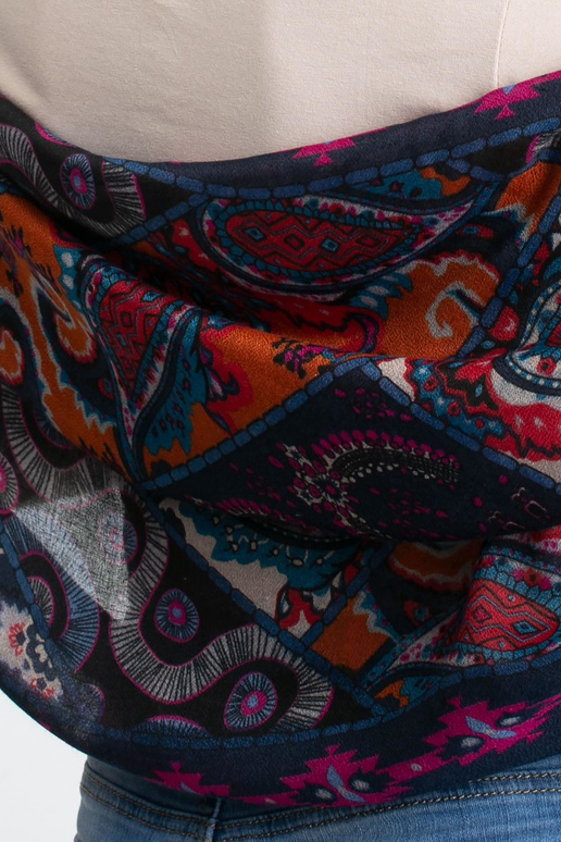 Tamsiai mėlynas pledas su liaudies...