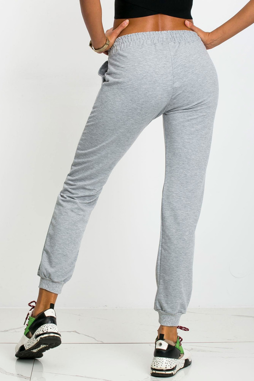 Pilkos kelnės Greičiau