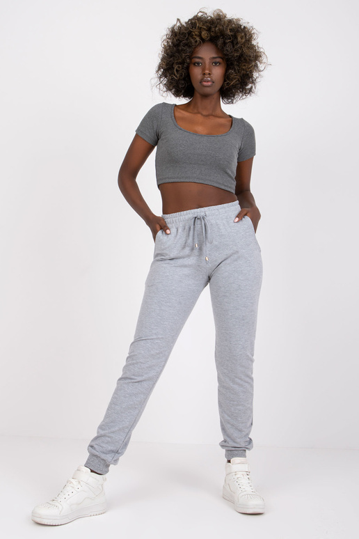 Pilkos kelnės Greičiau