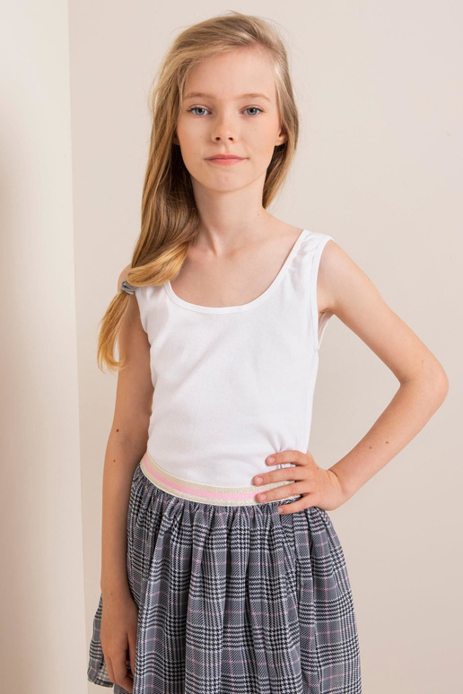 Balta mergaičių palaidinė