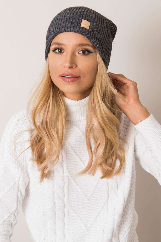 Tamsiai pilka snaputė su pomponu RUE...