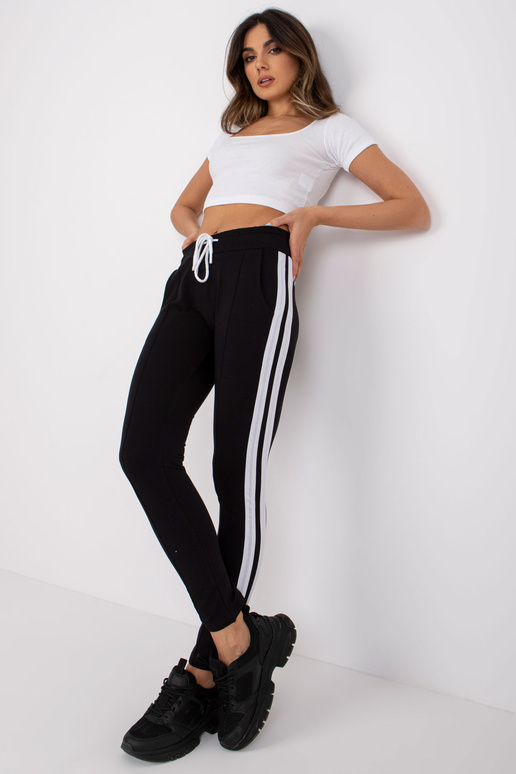 Juodos Laney kelnės