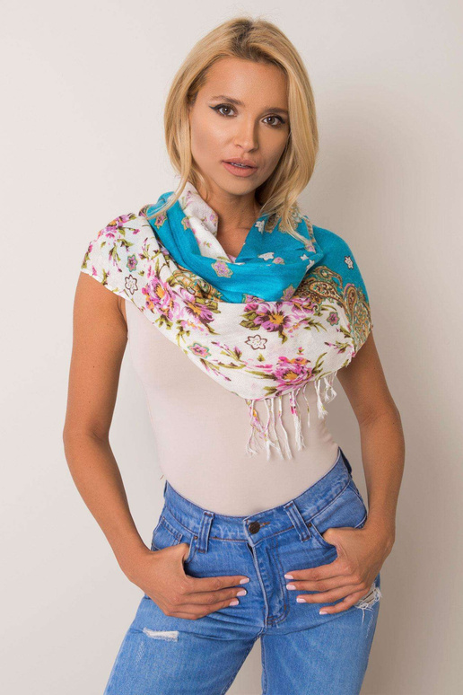 Mėlyna-ekru gėlių stropas su kutais