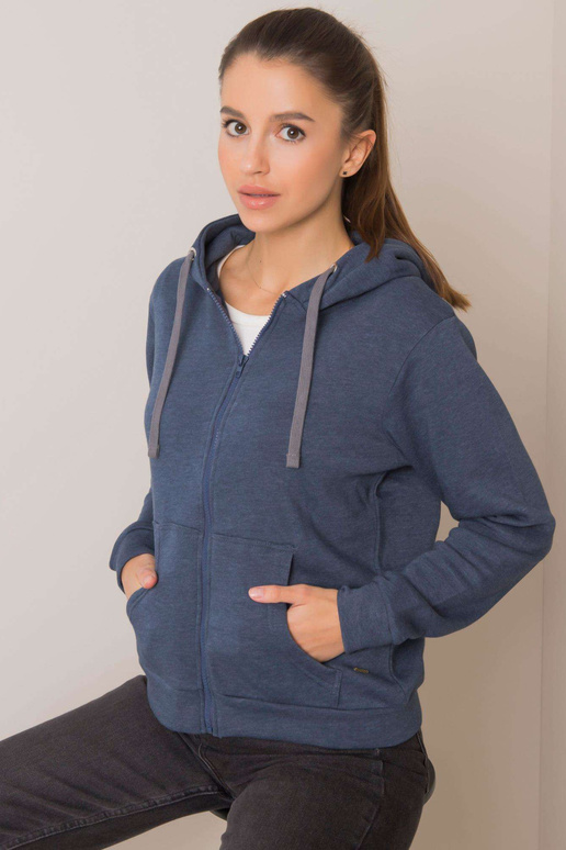 Tamsiai mėlynos spalvos megztinis... Tamsiai mėlynos spalvos megztinis...