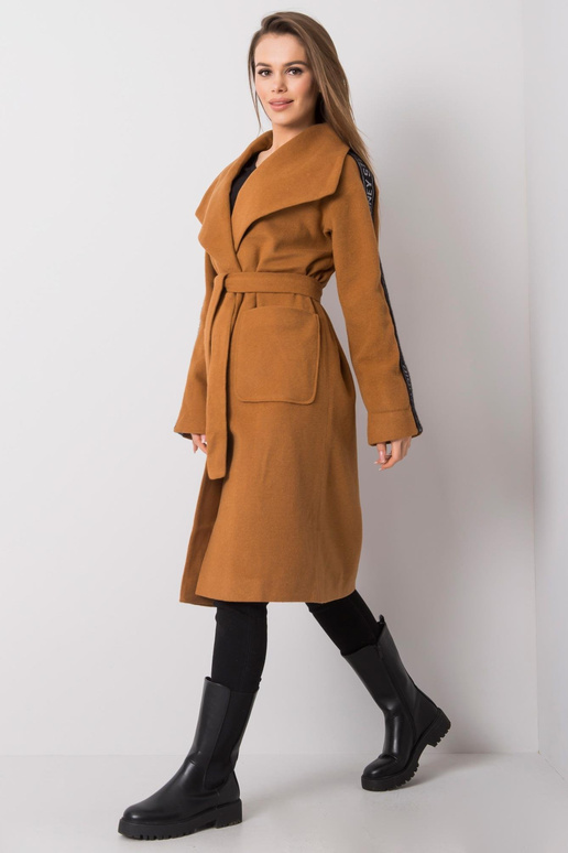 Danni šviesiai rudas paltas