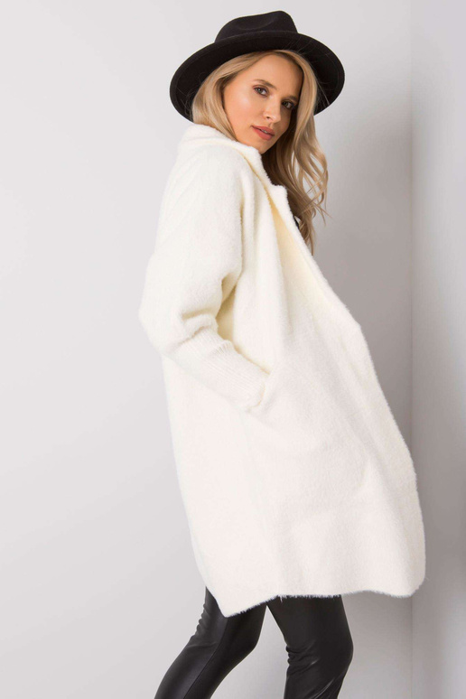 Paltas-MBM-PL-1517.00P-ekru