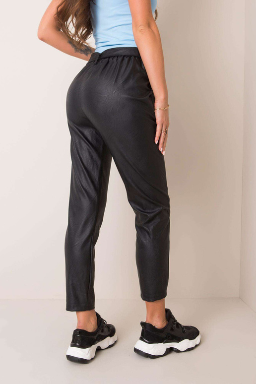 Sophia juodos kelnės