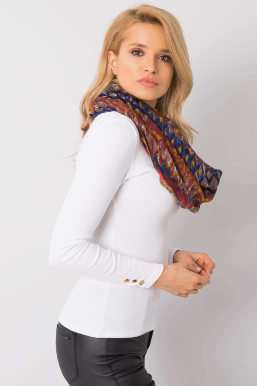 Kobalto-bordo spalvos stropas