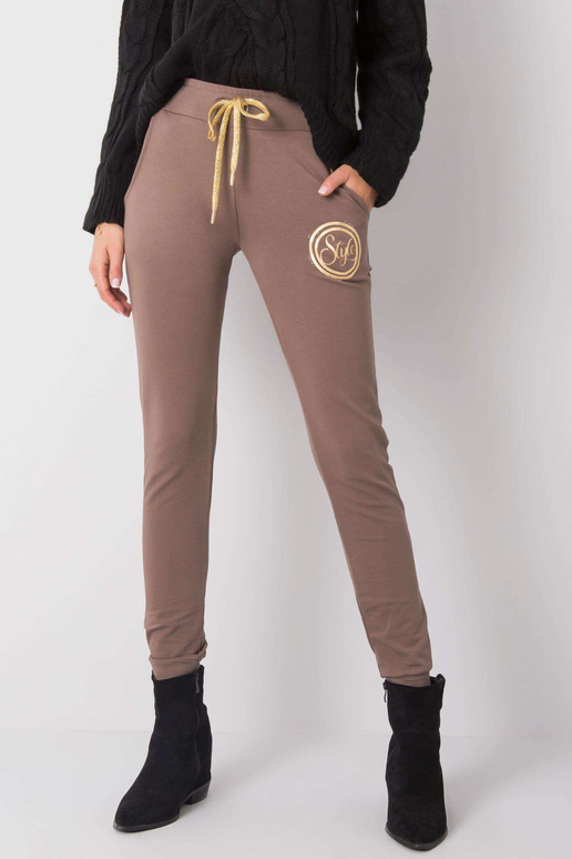 Šviesiai rudos sportinės kelnės...