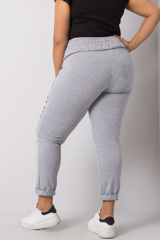 Pilkos spalvos plius dydžio sportinės...