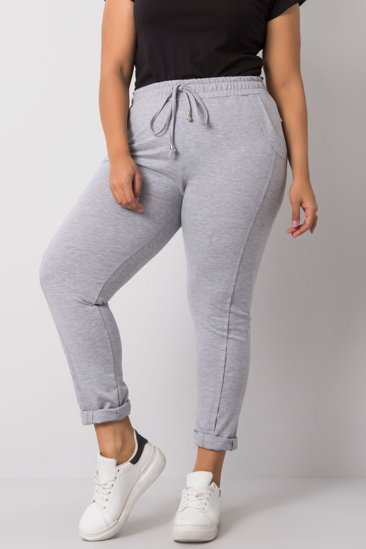 Pilkos spalvos plius dydžio sportinės...