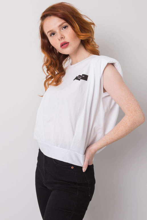 Balti marškinėliai su Zariah užrašais