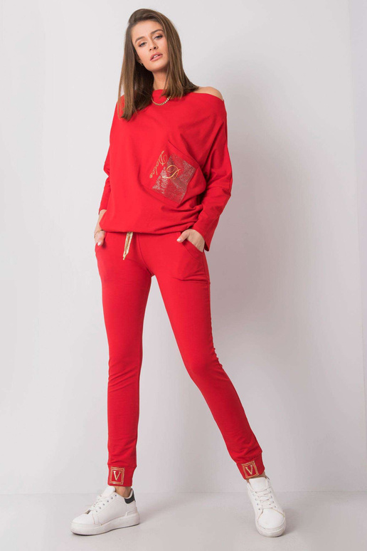 Giulianna raudonos kelnės