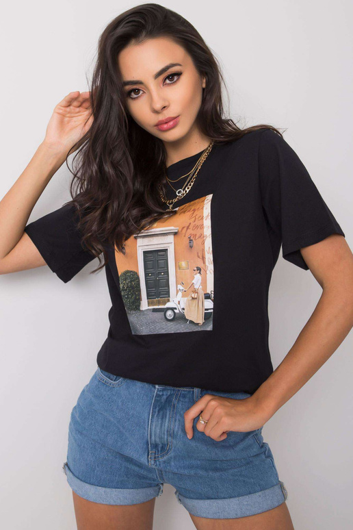 Juodi marškinėliai su Gloria raštu Juodi marškinėliai su Gloria raštu