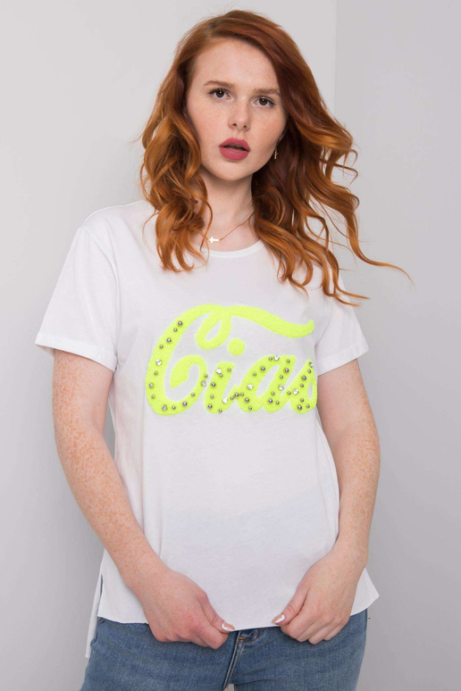 Balti marškinėliai su Erin aplikacijomis Balti marškinėliai su Erin aplikacijomis