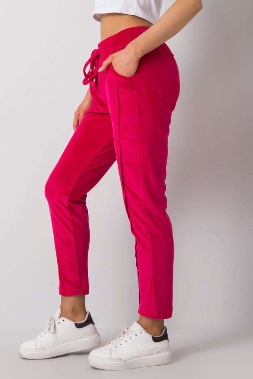 Fuksijos spalvos aksominės kelnės...