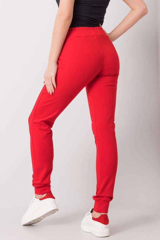 Raudonos sportinės kelnės Stilingos