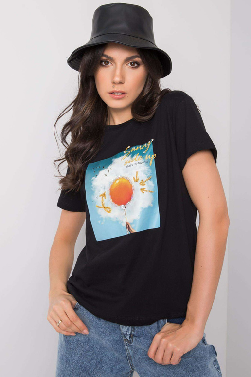 Juodi marškinėliai su Trissa raštu Juodi marškinėliai su Trissa raštu