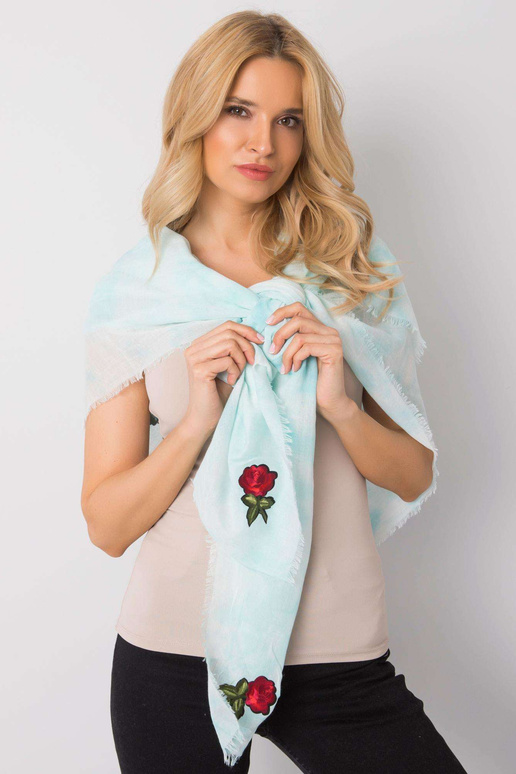 Mėtų pledas su juostelėmis