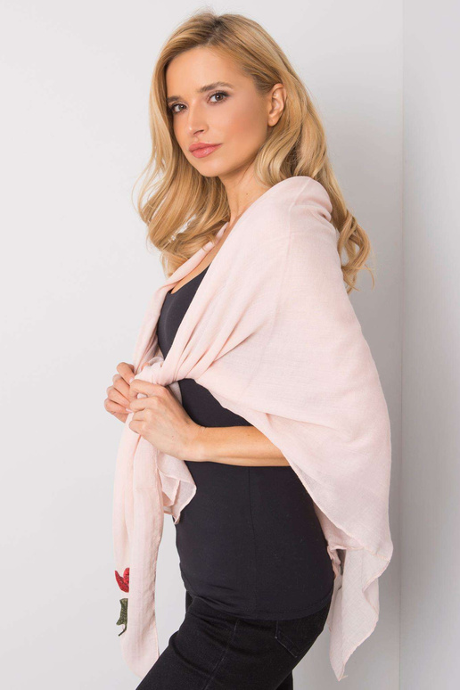 Šviesiai rožinis pledas su gėlių...