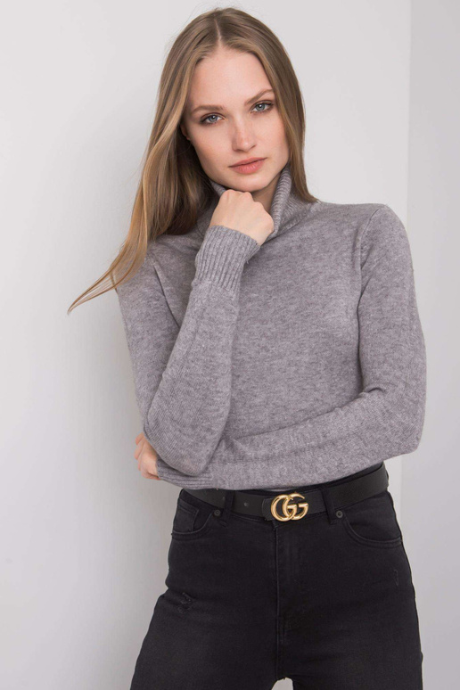 Pilkas džemperis su kaklu Pilkas džemperis su kaklu