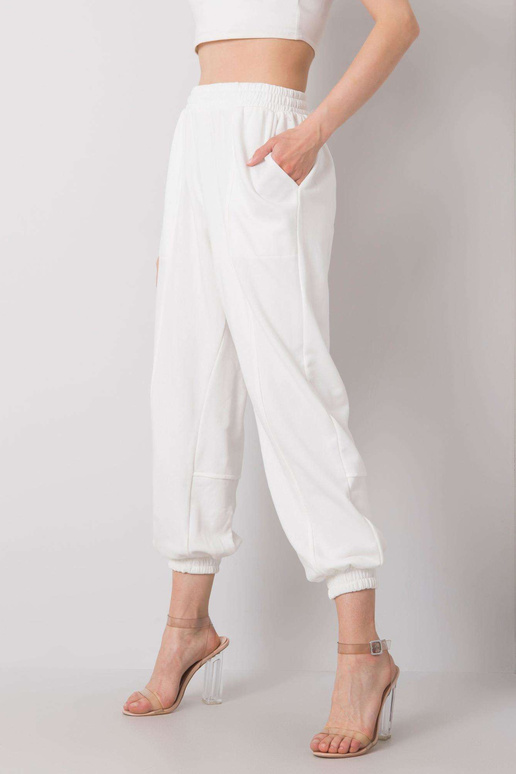 Baltos birželio sportinės kelnės