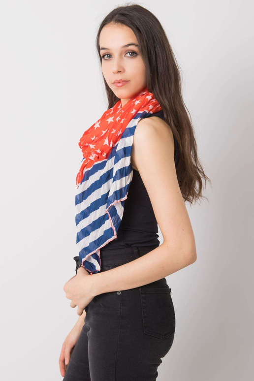 Raudonos ir tamsiai mėlynos spalvos...