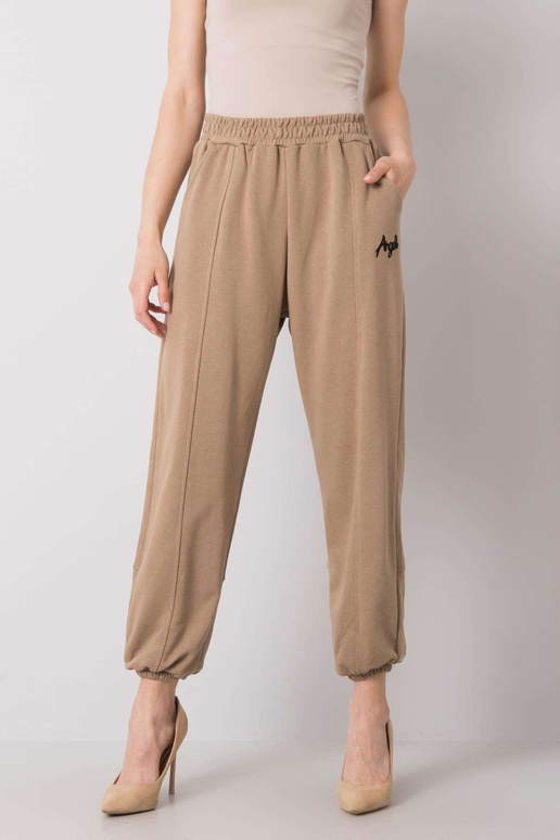 Tamsiai smėlio spalvos Richelle...