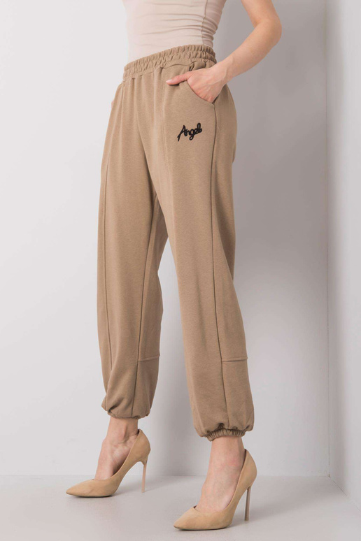 Tamsiai smėlio spalvos Richelle...