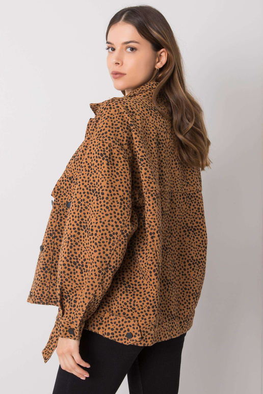 Avery šviesiai rudos spalvos striukė