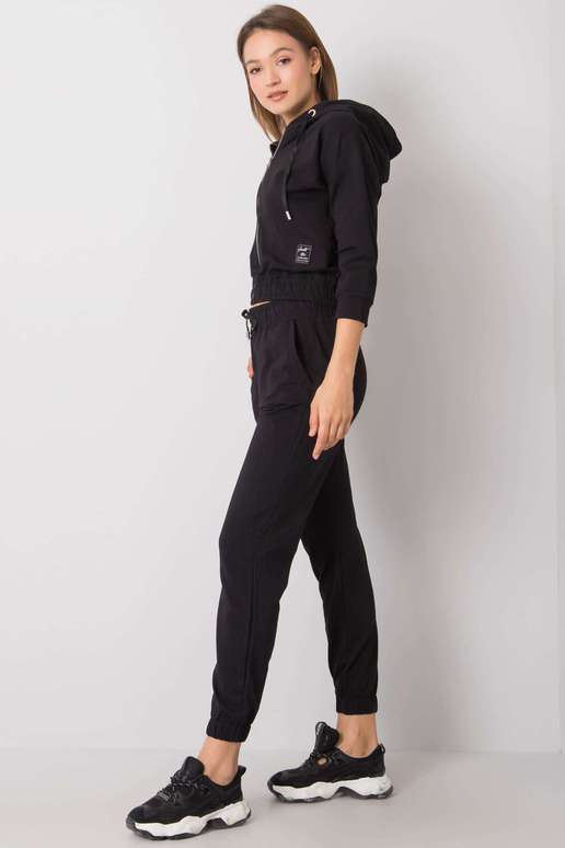 Juodas moteriškas rinkinys Aceline Juodas moteriškas rinkinys Aceline