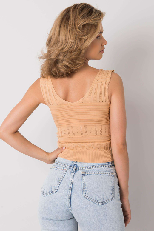 Kupranugarių megztas viršus su Astrid...