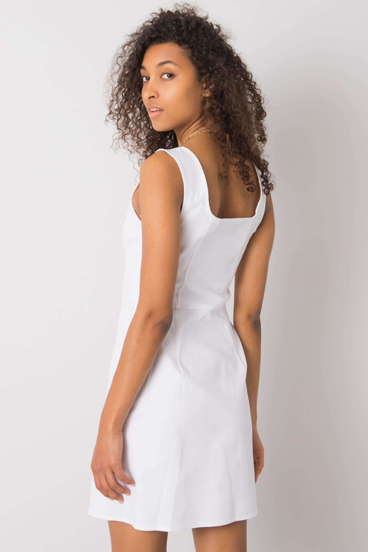 Zorina balta suknelė