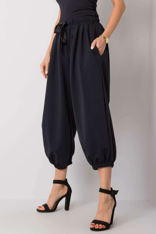 Tamsiai mėlynos Ferro plačios kelnės