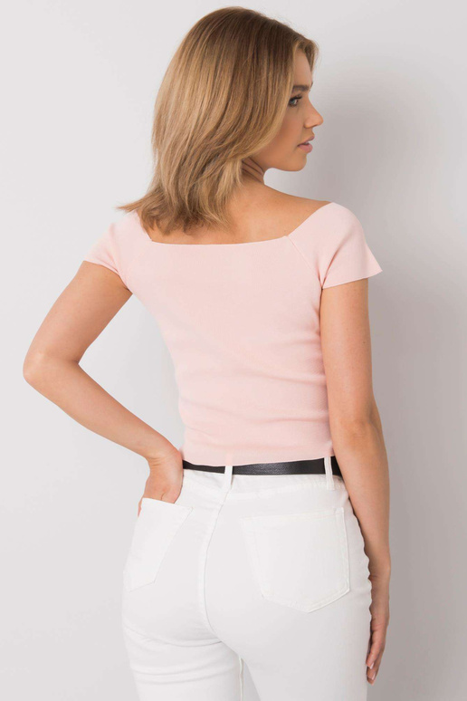 Šviesiai rožinė prigludusi palaidinė... Šviesiai rožinė prigludusi palaidinė...