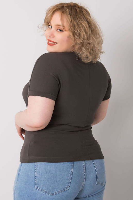 Tamsi chaki spalvos plius dydžio...