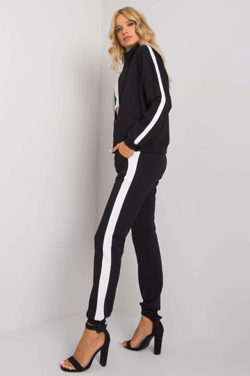 Juodas moteriškas...