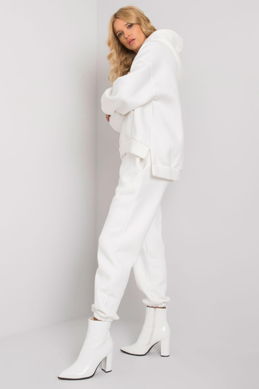 Janessos balto sportinio kostiumo...