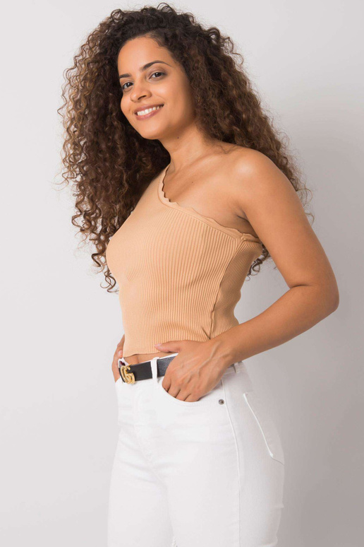 Haisley kupranugario viršus su vienu... Haisley kupranugario viršus su vienu...