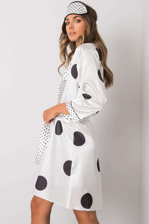 Baltas lovos komplektas su žirneliais