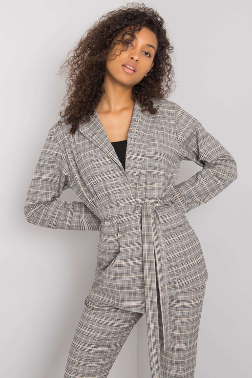 Pilkai smėlio spalvos languota... Pilkai smėlio spalvos languota...