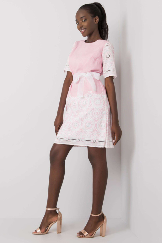 Rožinė suknelė su diržu Lidija Rožinė suknelė su diržu Lidija