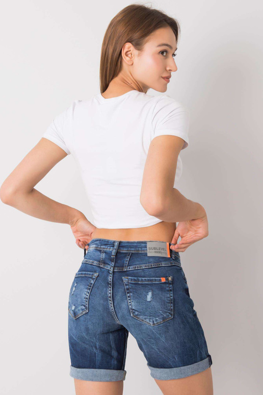 Mėlyni džinsiniai šortai moterims... Mėlyni džinsiniai šortai moterims...