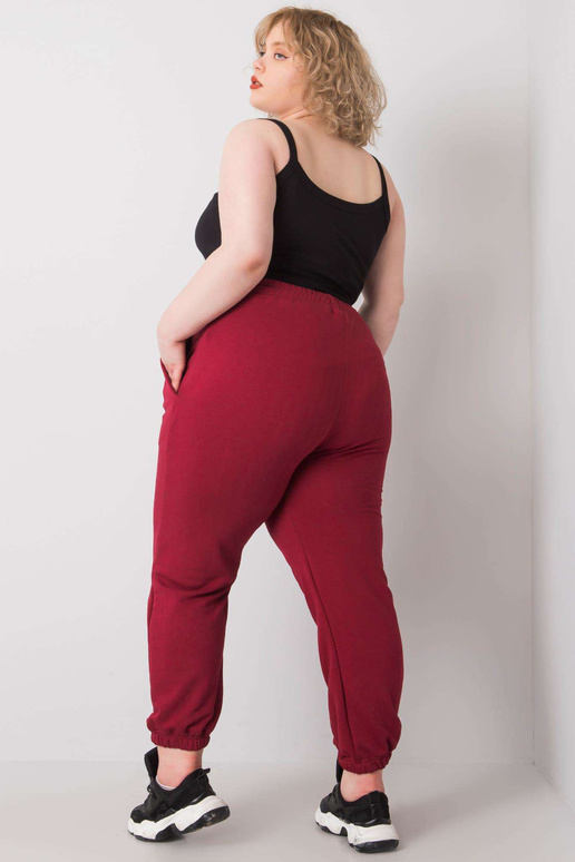 Bordo spalvos plius dydžio sportinės...