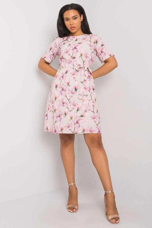 Smėlio spalvos raštuota didelio... Smėlio spalvos raštuota didelio...